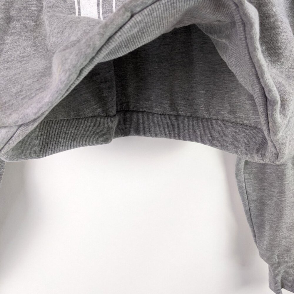The Vinyl Icons Size L Womens Long Sleeve Gray Football Bubble Hem Crop Top - Picture 3 of 6